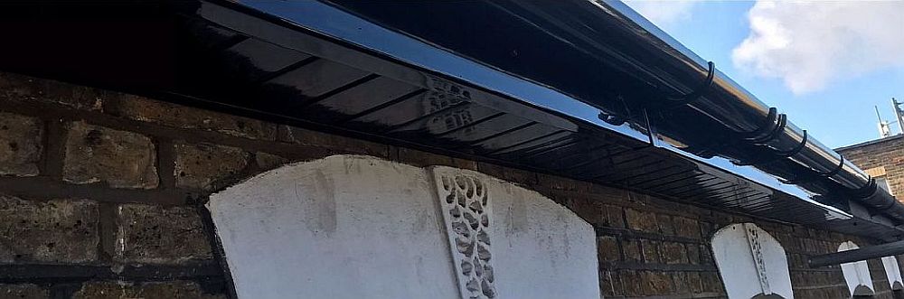 Barkingside IG6 general gutter repairs near me